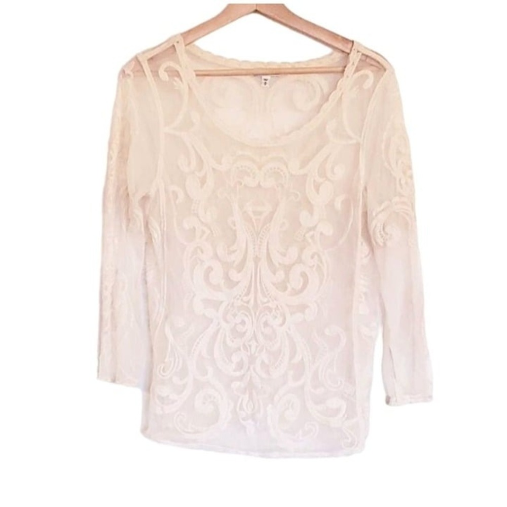 Express‎ Lace blouse size Medium cream embroidered long sleeve sheer